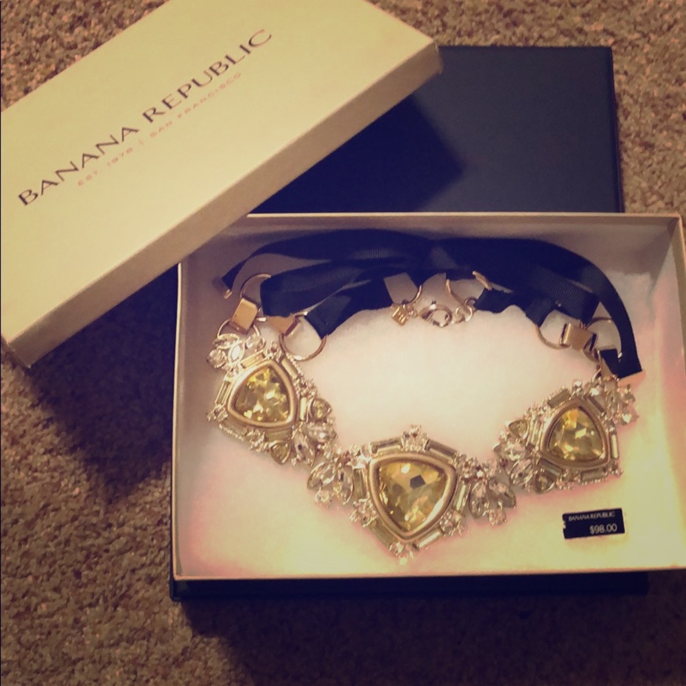 Banana Republic Statement Necklace